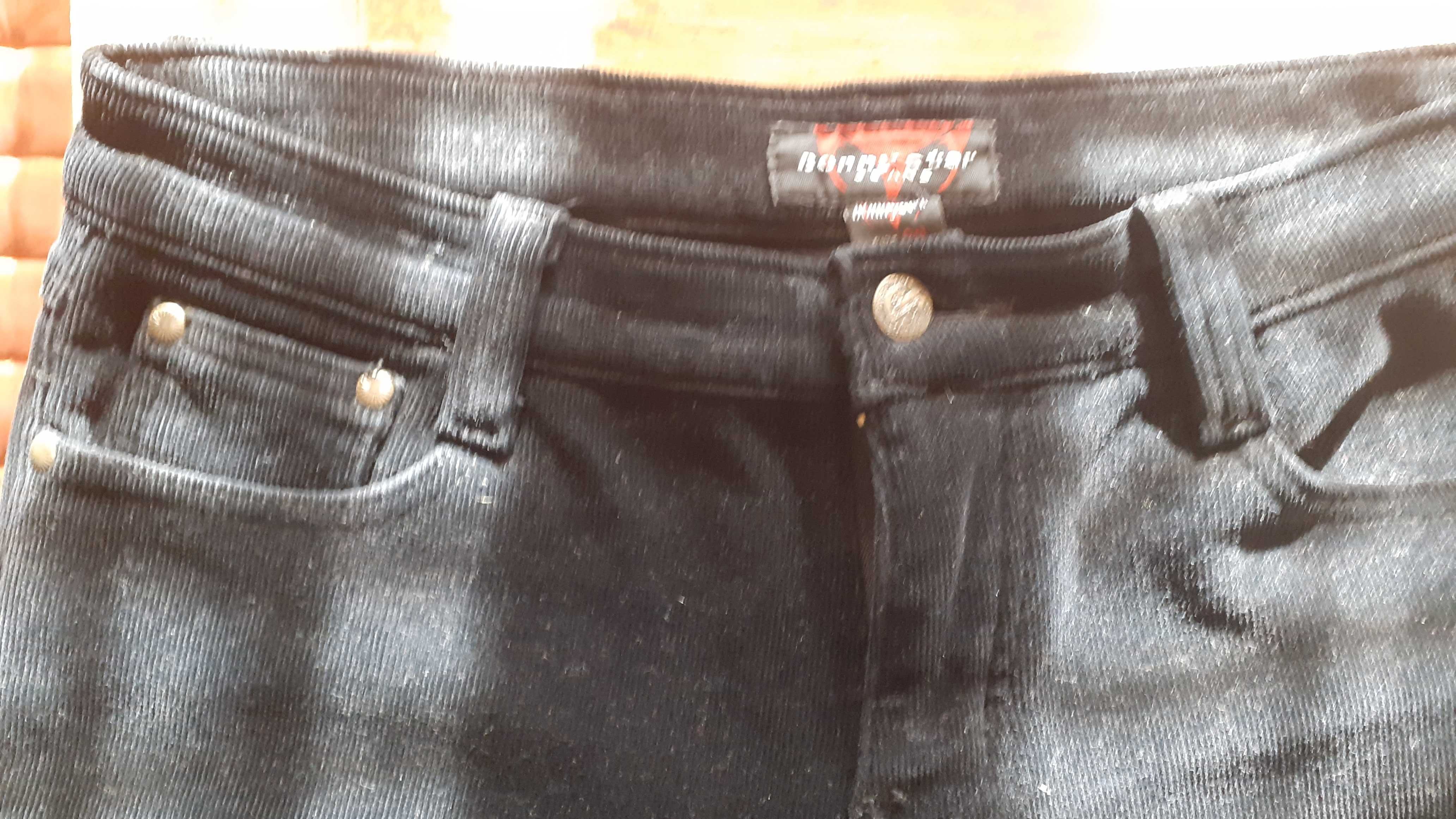 джинси термо черни дамски зимни нови ватирани №30 с ликра и бродерии
