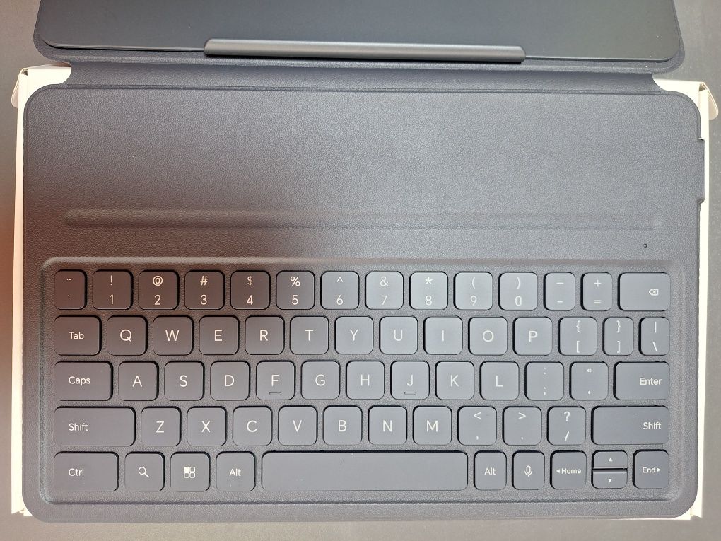 Калъф с клавиатура за таблет HONOR X9 SMART Bluetooth Keyboard