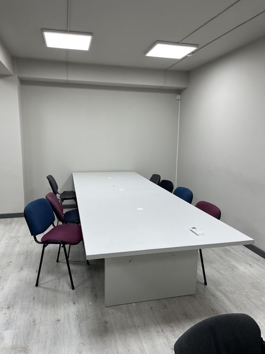 Стол для офиса.