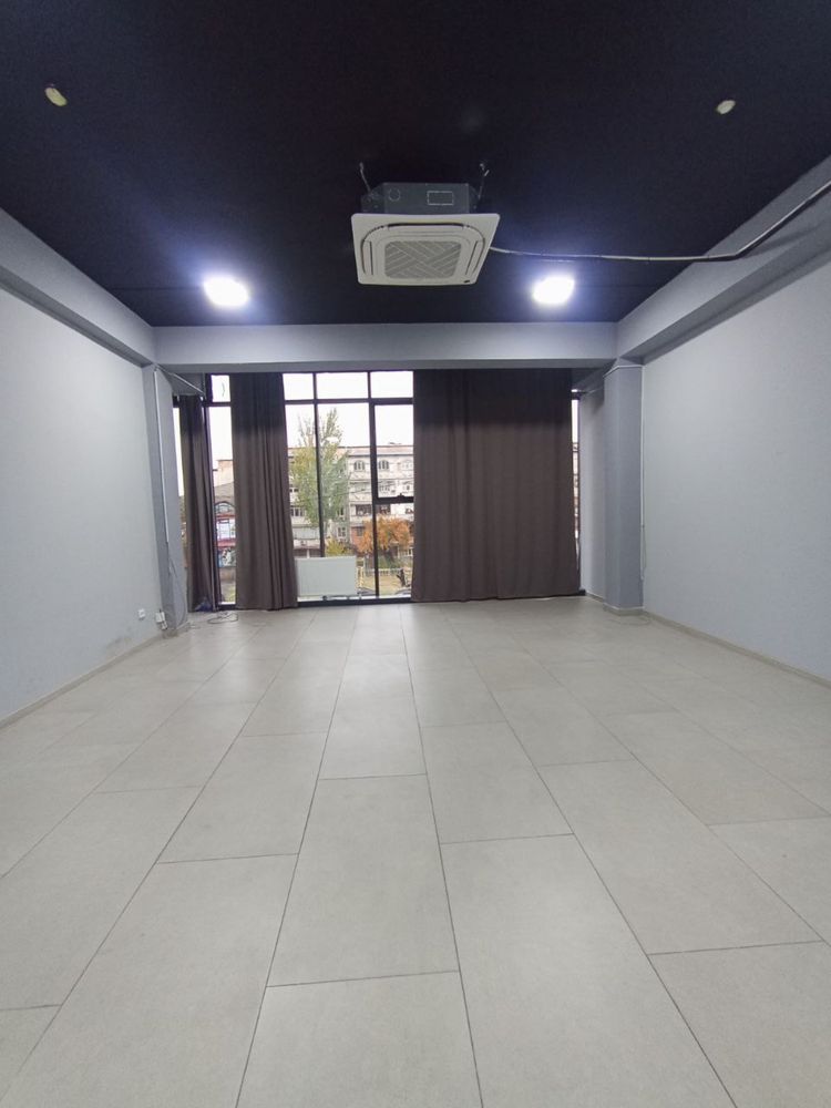 Офисы в БЦ на Себзаре 34 и 35 м2
