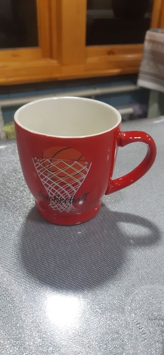 Продается Кружки 3 шт по 7000 сум,  новые