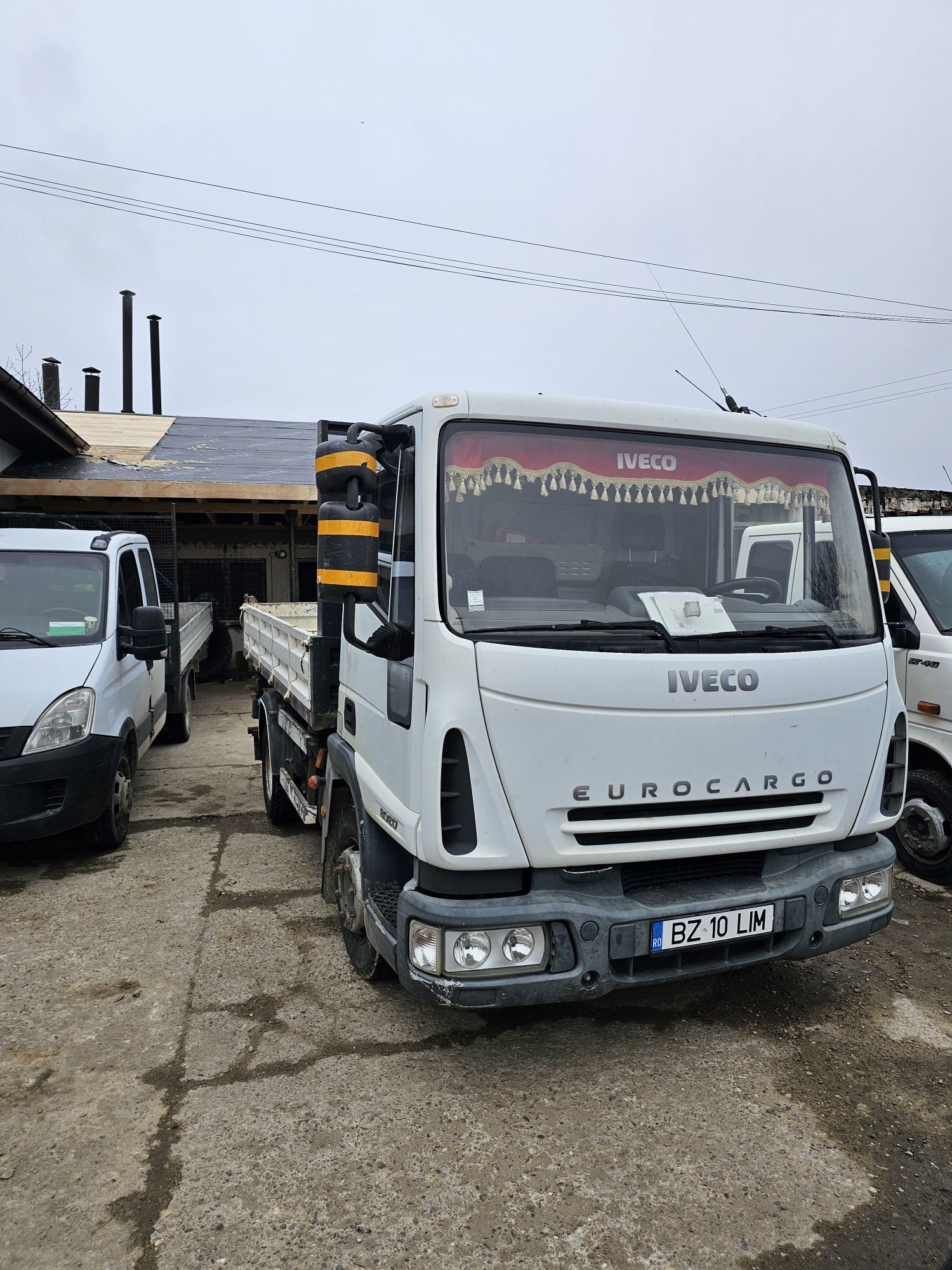 Vând iveco euro cargo