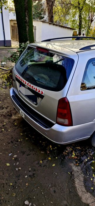 Vând Ford focus 1 ,disel 1.8Tddi