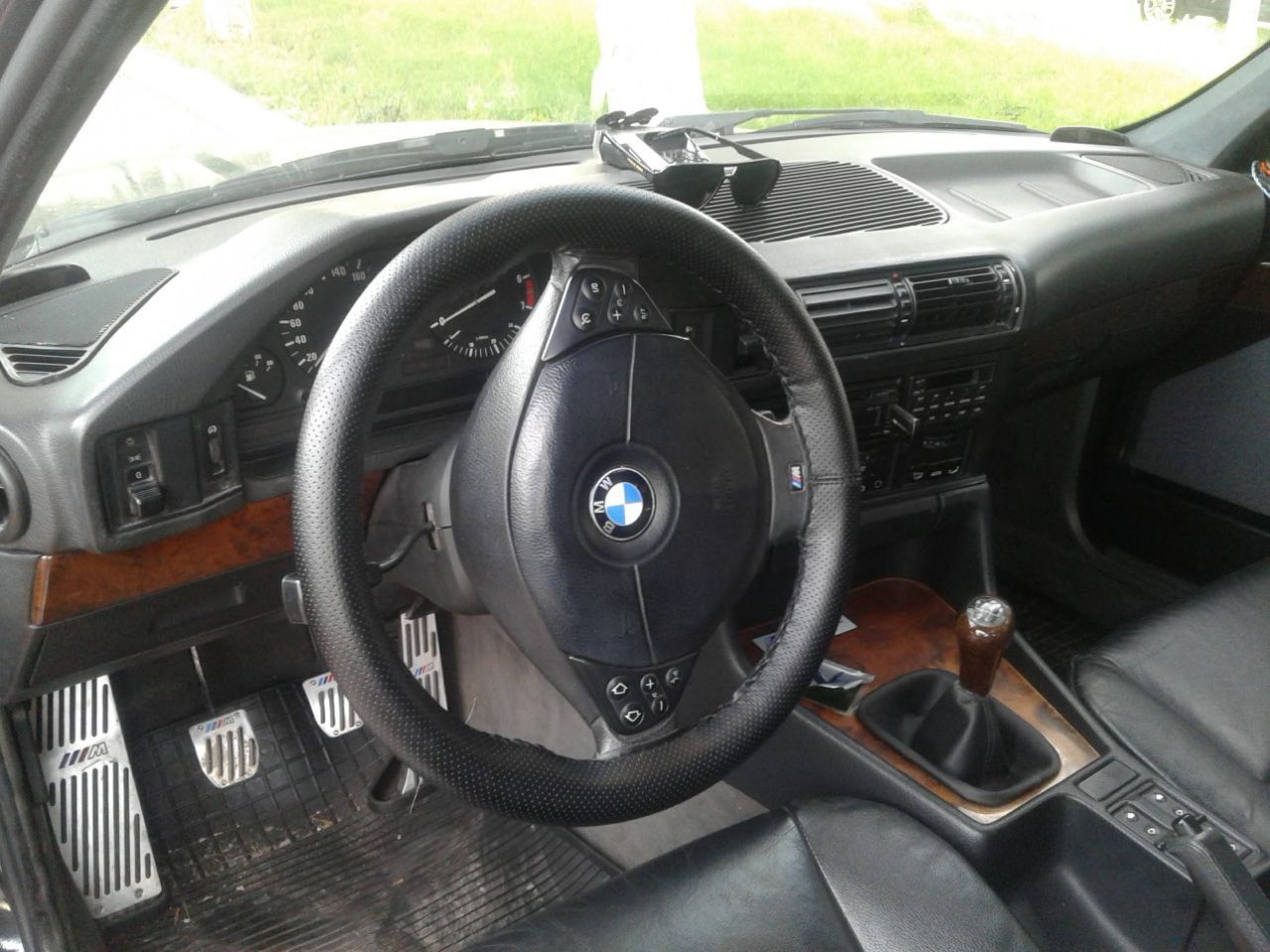 Продам BMW 5 e34 двигатель м54б30.