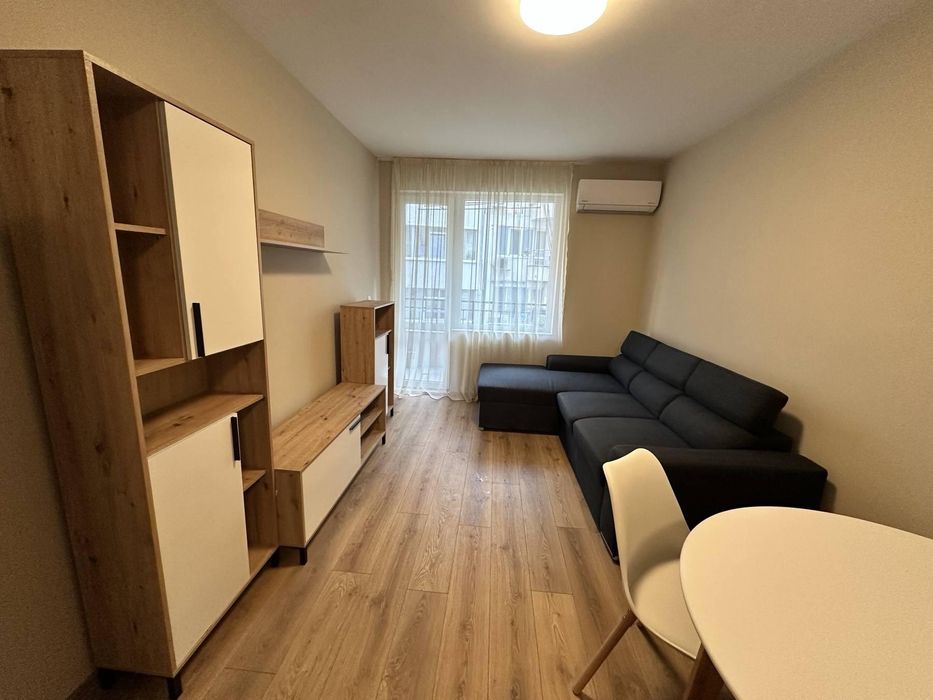 Дава се под наем Двустаен апартамент в Варна, Погреби - 55 кв.м за 511 € - Снимка #2