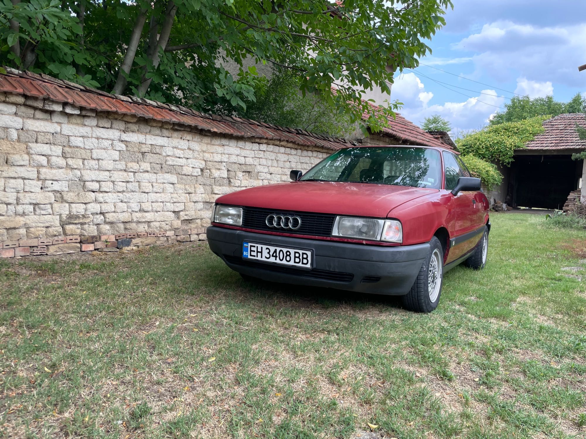AUDI 80 1.6 TDI Много запазен екземпляр.