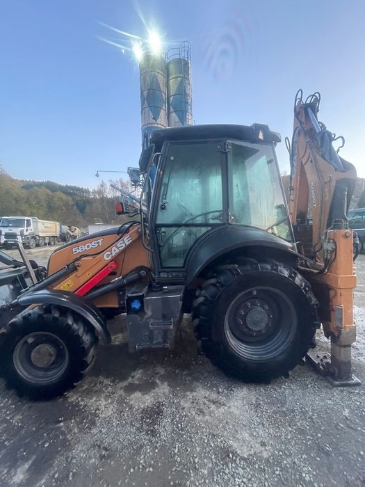 Vand Buldoexcavator Case 580ST an 2018