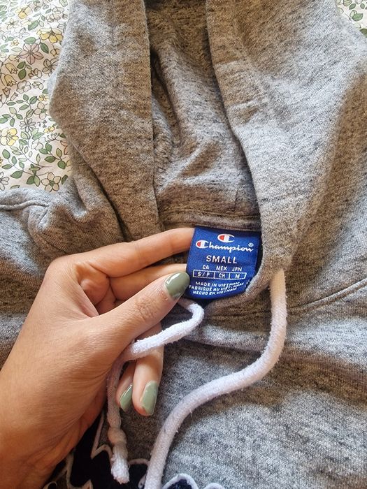 Дамски сив суичър Champion