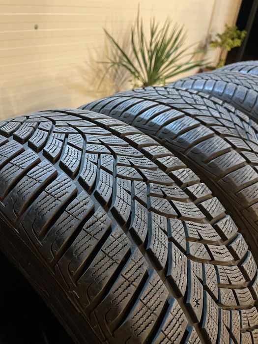 Goodyear Зимни гуми 255/45/19