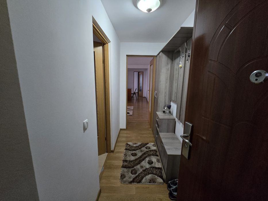 Proprietar, inchiriez apartament cu 2 camere