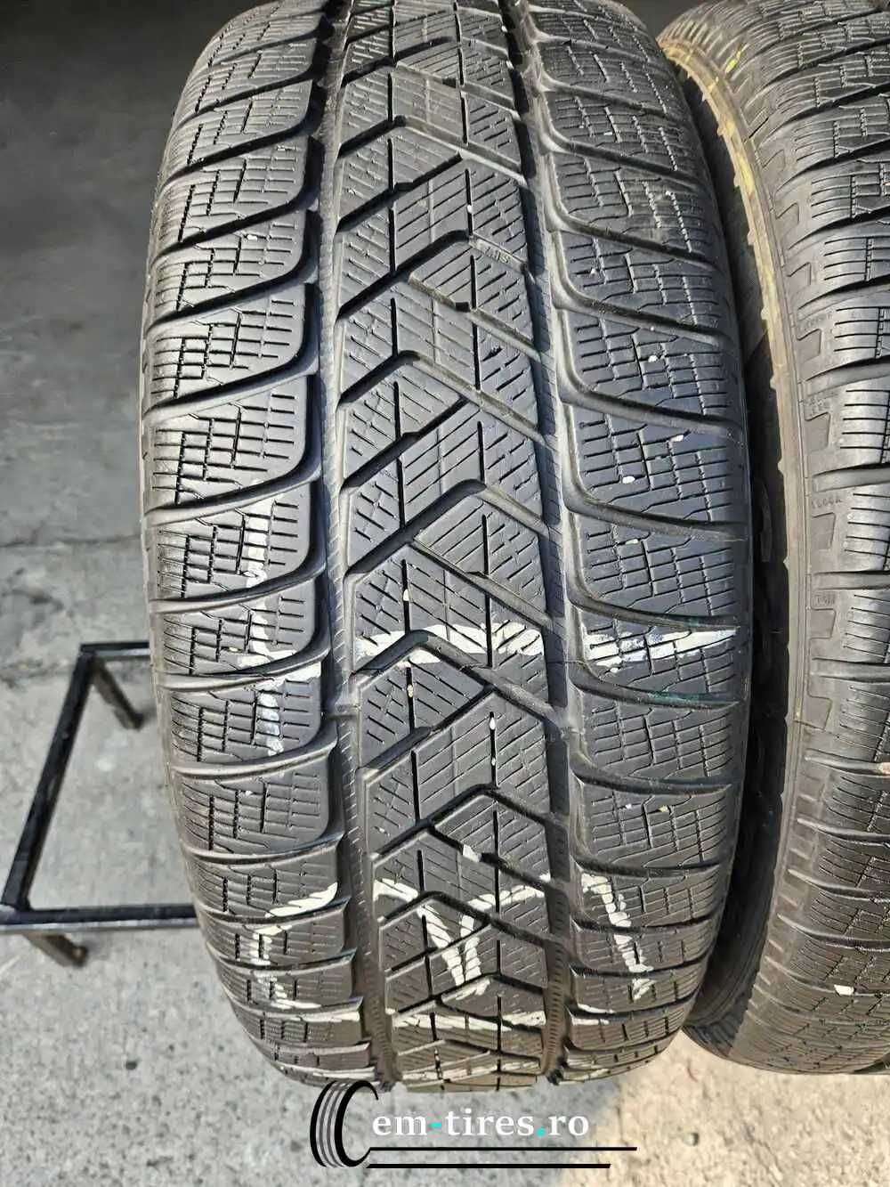 SET 4 Anvelope Iarna 235/55 R18 PIRELLI Scorpion Winter 104H
