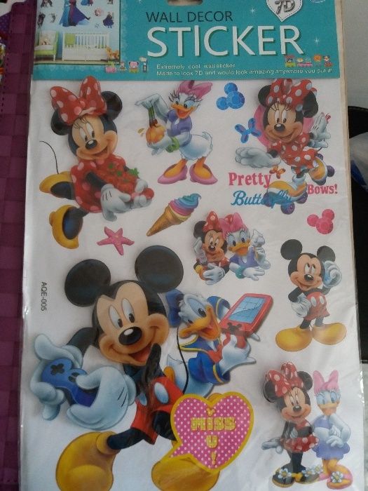 Sticker perete /Mickey și Minnie/fluture