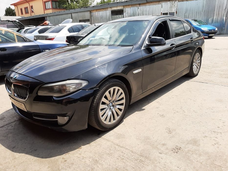 Aripa stanga, dreapta neagra bmw f10,f11