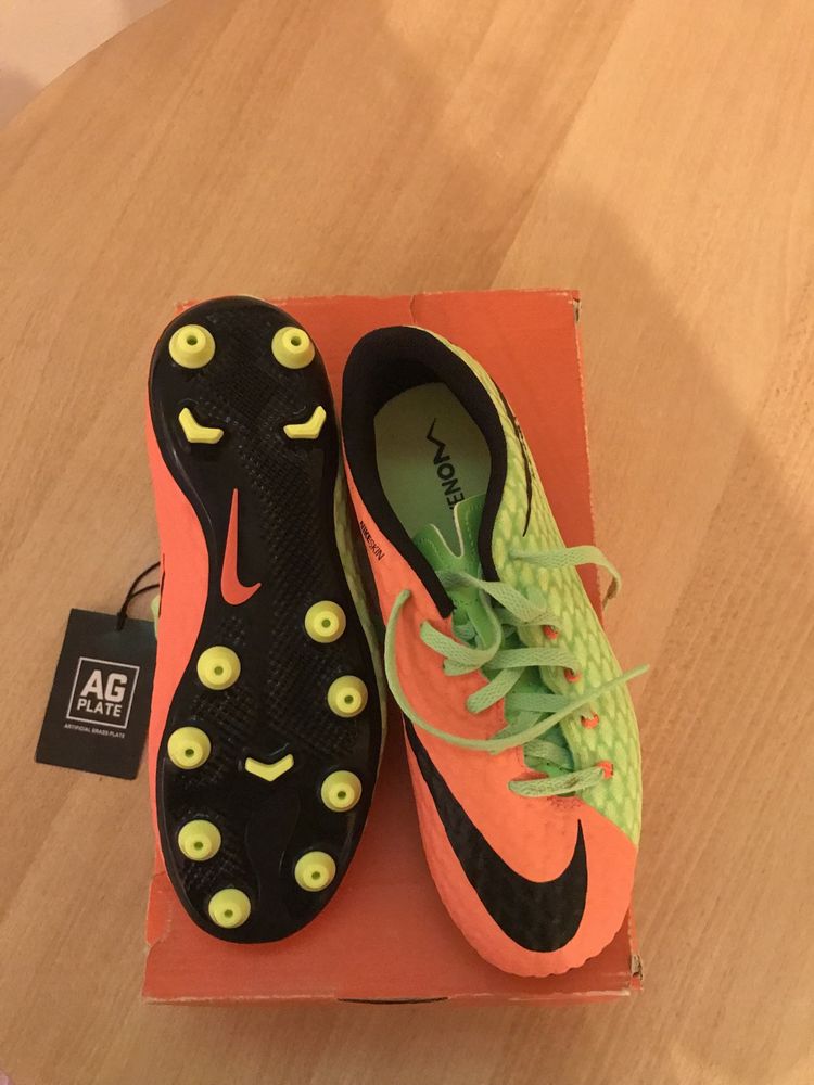 Crampoane nike jr hypervenom noii