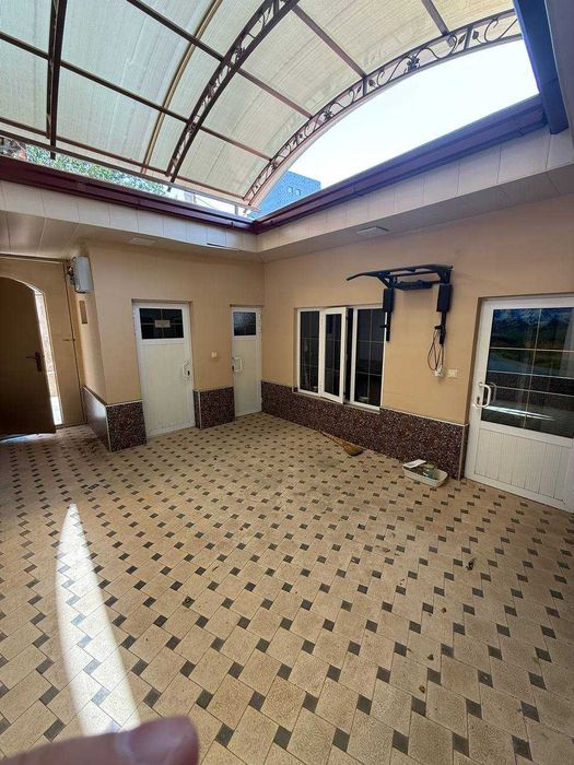 Hovli Arendaga beriladi  Srochnoi!!!