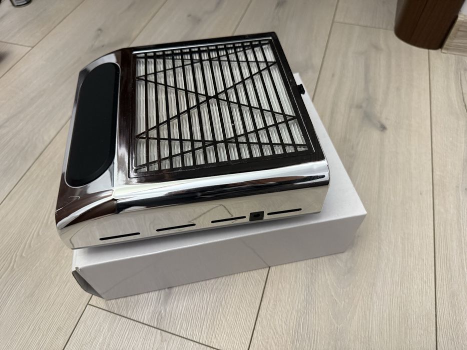 Aspirator de  praf unghii - Cupio