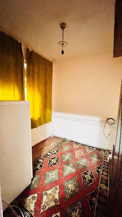 Чилонзор 20 квартал 2в3/4/4  балкон 1,5х6 Раздельная планировка 52 м2