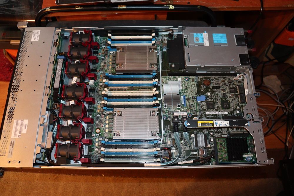 Server HPE DL360 G9 28 Cores 2 x E5-2683 V3 16Gb DDR4 P440AR 1000W