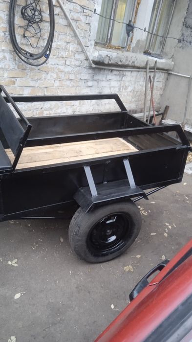 Продам прицеп новый