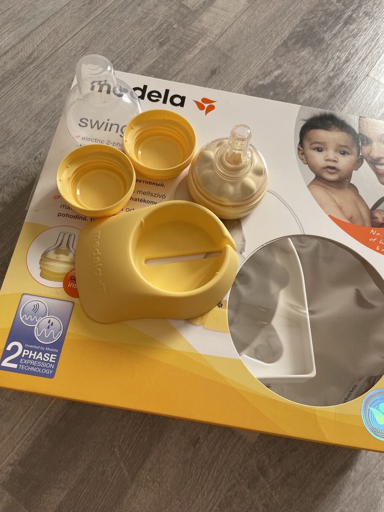 Електрическа двуфазна помпа за кърма Medela