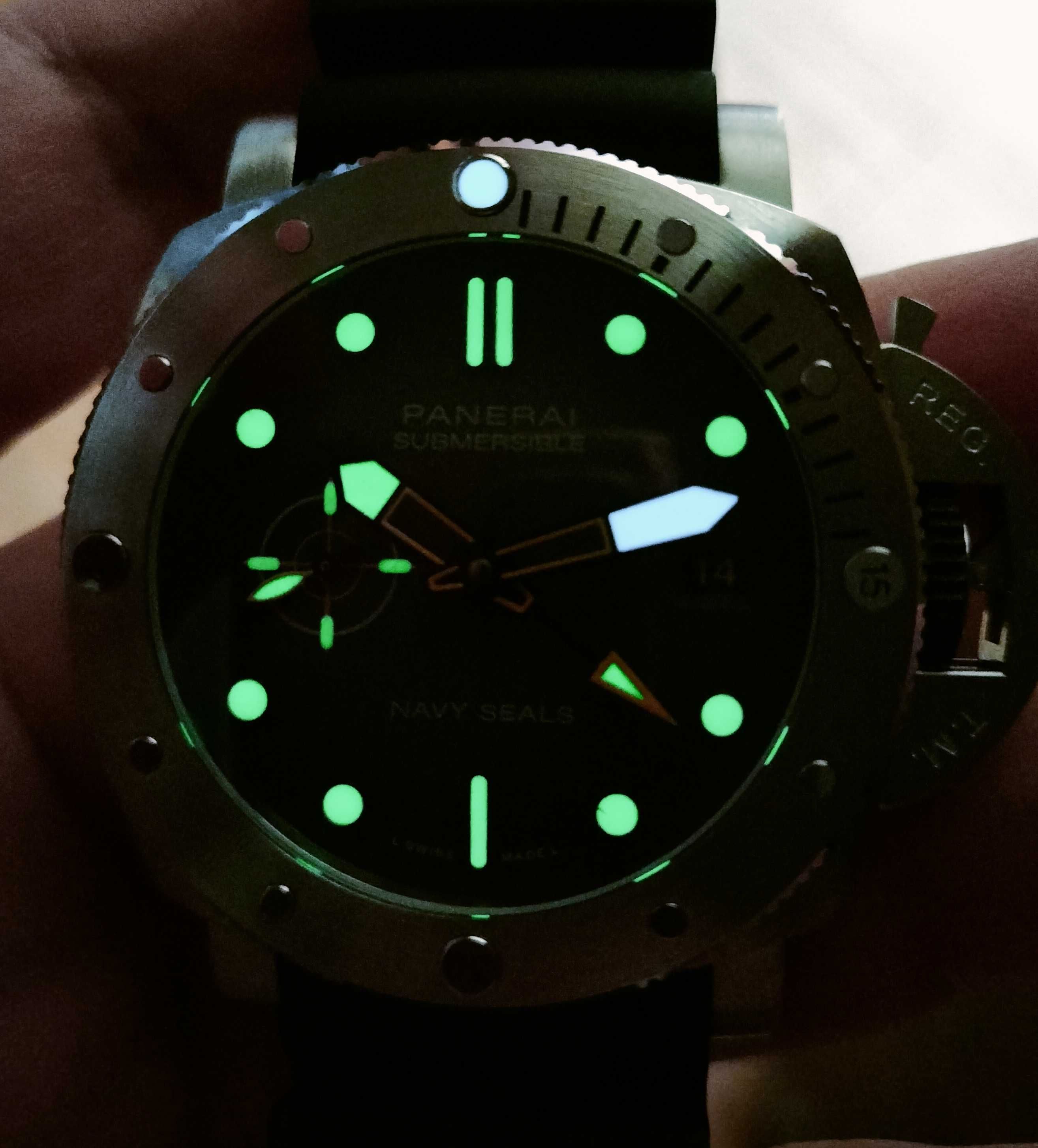 Panerai 44 mm Pam 1323 Submersible GMT Navy Seal VSF P900