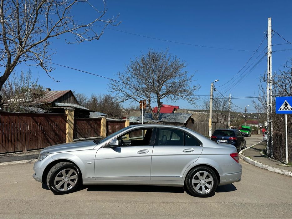 Mercedes C-Klass-2.2tdi-170cp an 2007/AUTOMAT/FULL/Înmatriculat Recent