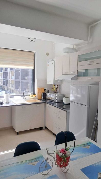 Închiriez apartament 2 camere