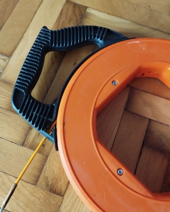 Extractor de cablu electric neconductiv Rewe, lungime 30 m, maner ergo