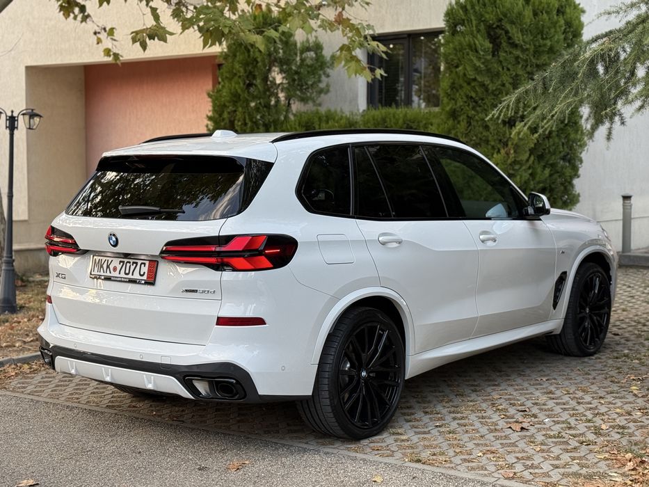 BMW NEW X5 X-Drive 3.0d 298 Cp M-PRO PAKET Grila Luminata Head up Pano