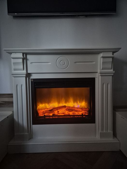 Semineu electric decorativ