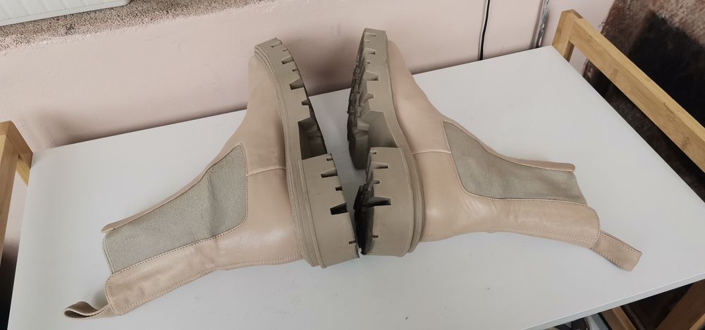 Дамски ботуши Zara 38н.Естествена кожа