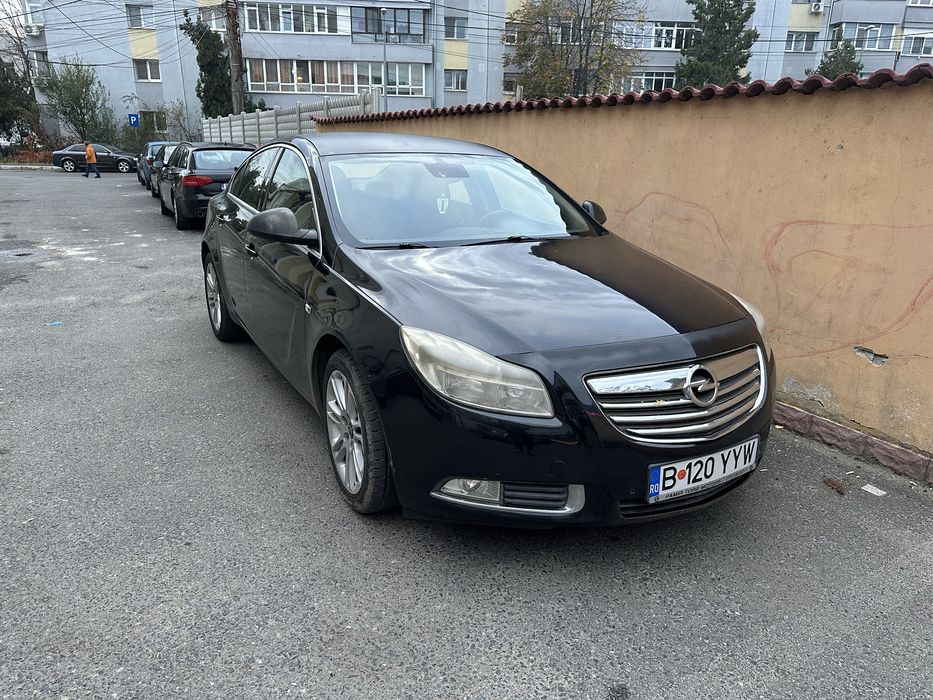 Opel insignia 1.6 diesel acte la zi fiscal pe loc stare buna