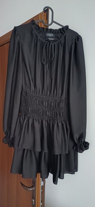 Rochie neagra eleganta
