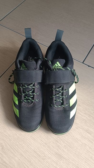 Маратонки adidas