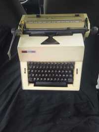Пишеща машина - работеща