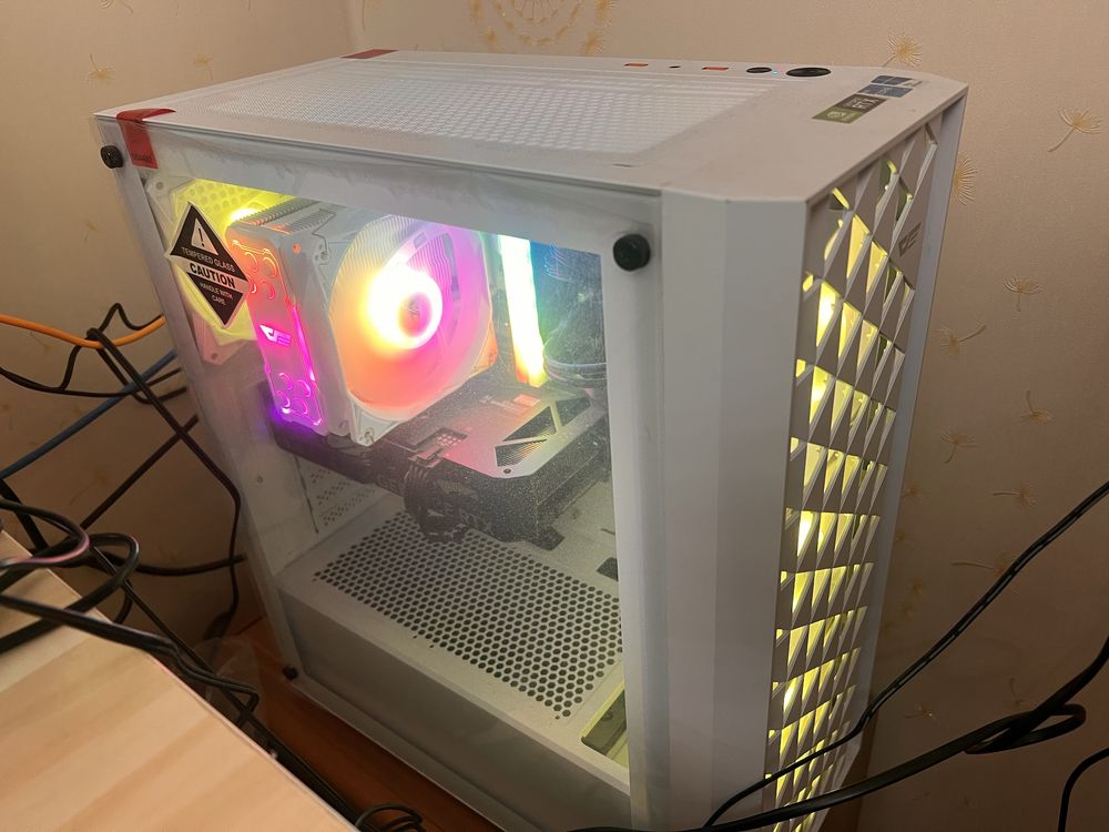 Продаю ИГРОВОЙ ПК RTX 4060 Ti | i5-14400F | 32 ГБ DDR5 | SSD 2 ТБ |