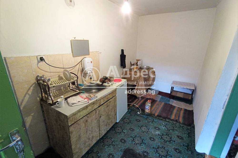Продава се Къща в Разград, Център - 146 кв.м за 175 €/кв.м - Снимка #2