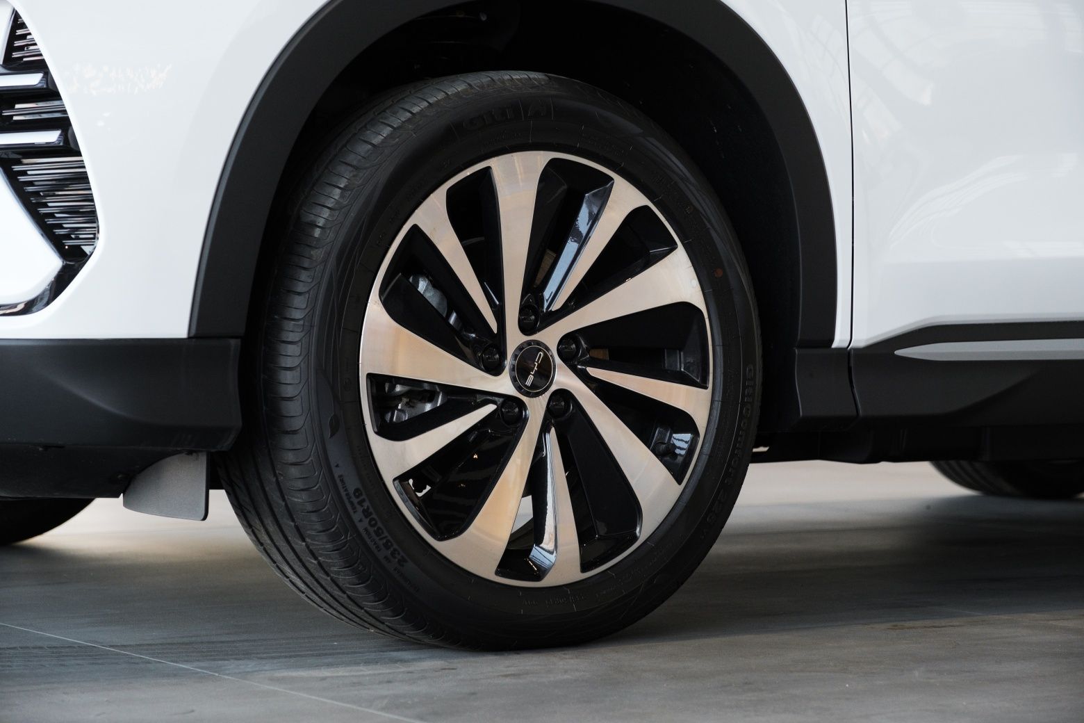 BYD Song Plus DM-i Champion 150km Flagship