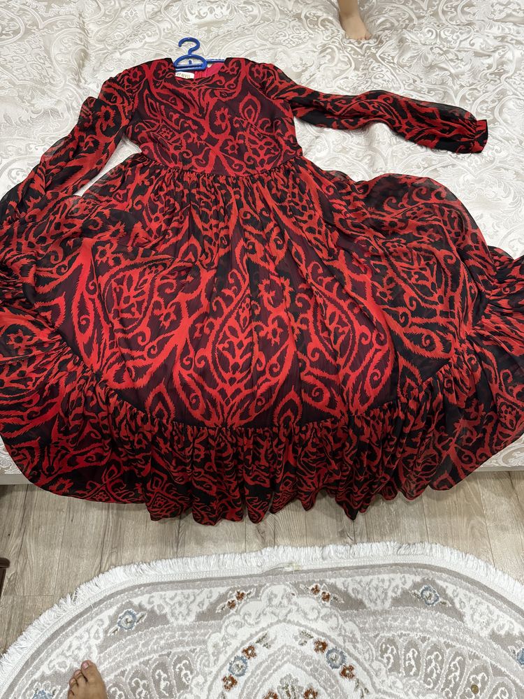 Платье бренд Oyu 46 размер