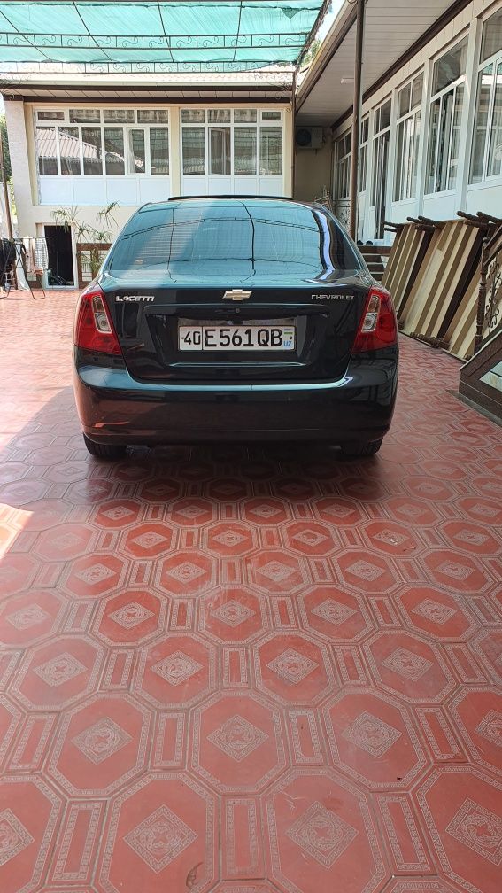 Laceti 2013 3poz avtomat lyul 1.6 qop qora
