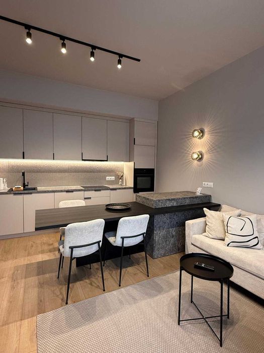 Apartament 2 camere, central, renovat complet