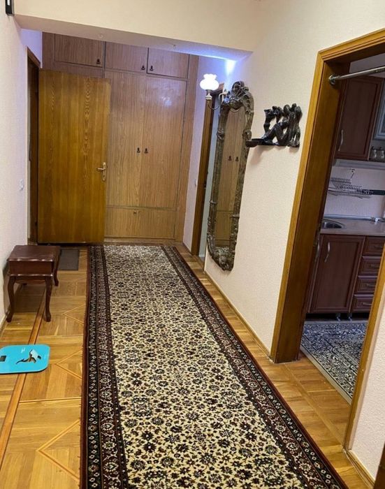 Фархатски якинида хозяйка ли