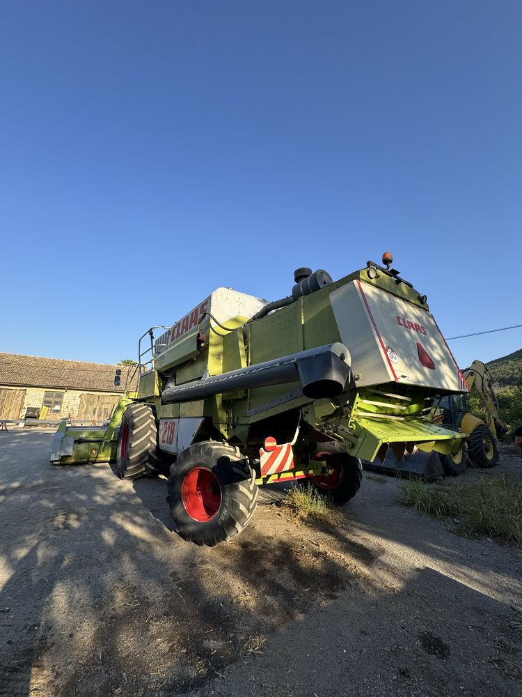 Зърнокомбайн CLAAS MEGA 218
