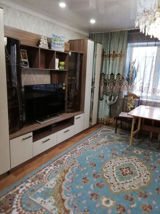 Продам 3 комнатную квартиру на Топографическом."Семь пятниц "кафе.