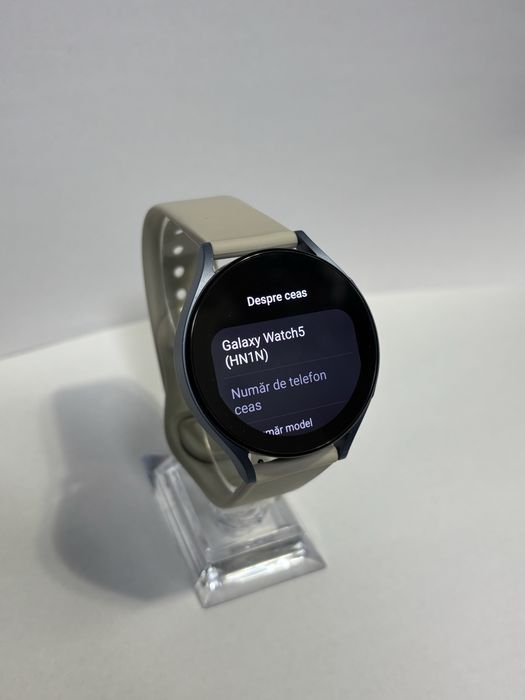 MDM vinde: Smartwatch Samsung Watch5, LTE, 44mm
