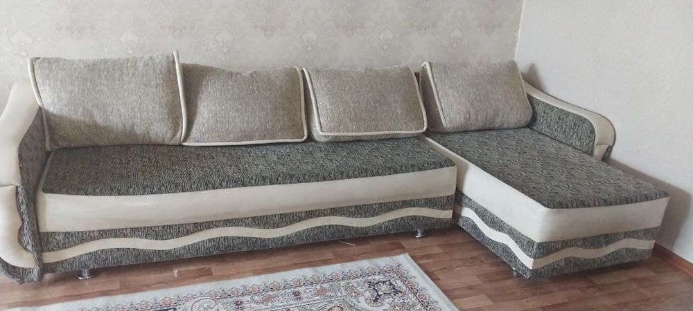 Срочно продам диван 50.000 хорошем состоянии