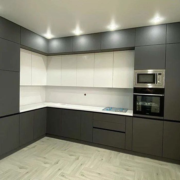 ВОДИЙ МЕБЕЛ гардин хавус олдида