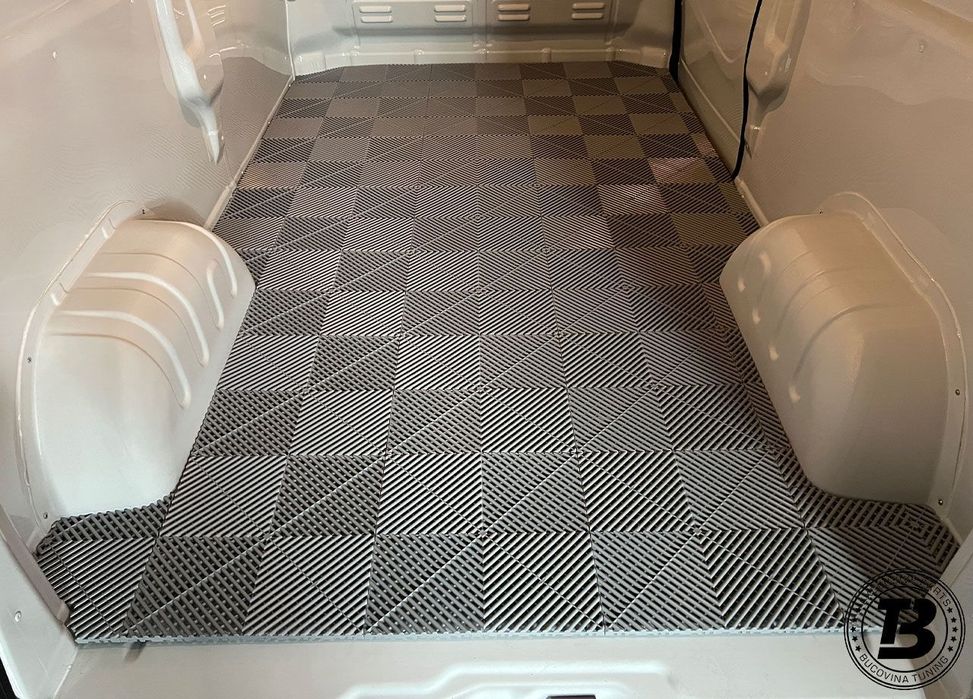 Pardoseala Modulara pentru Garaj si Ateliere Detailing Masina Frigorifica