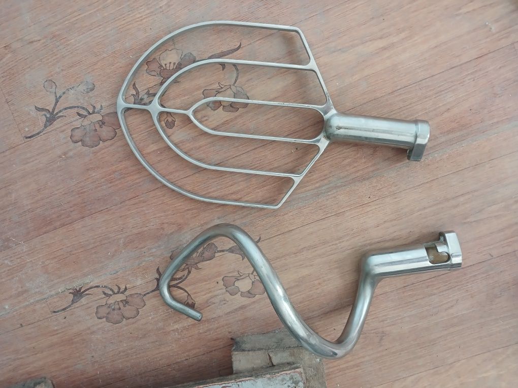 Mikser 30 kg   220V li