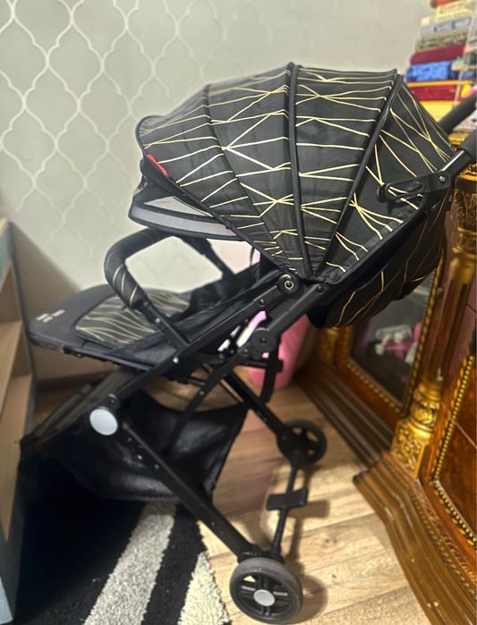 Продаётся Детская  коляска